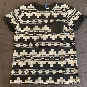 H&M Divided Mens Pattern Tshirt Size SMALL